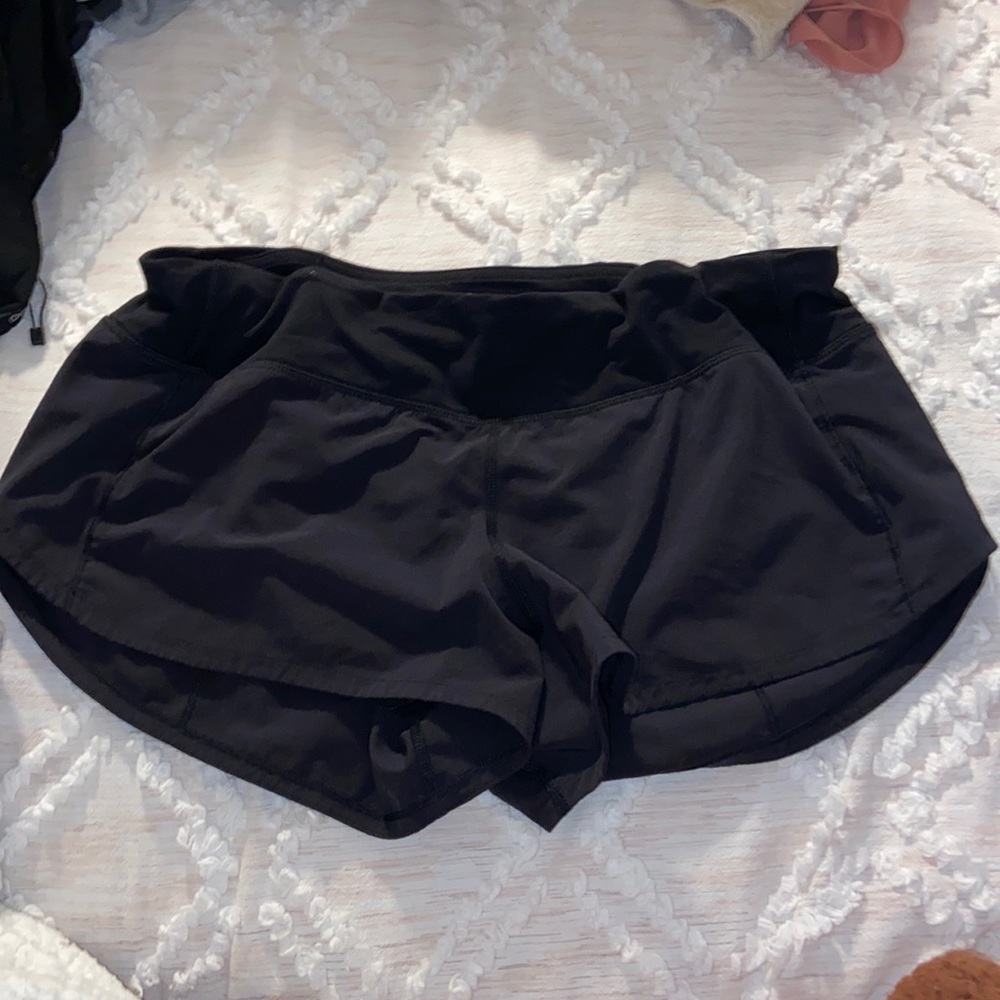 LULULEMON speed up shorts